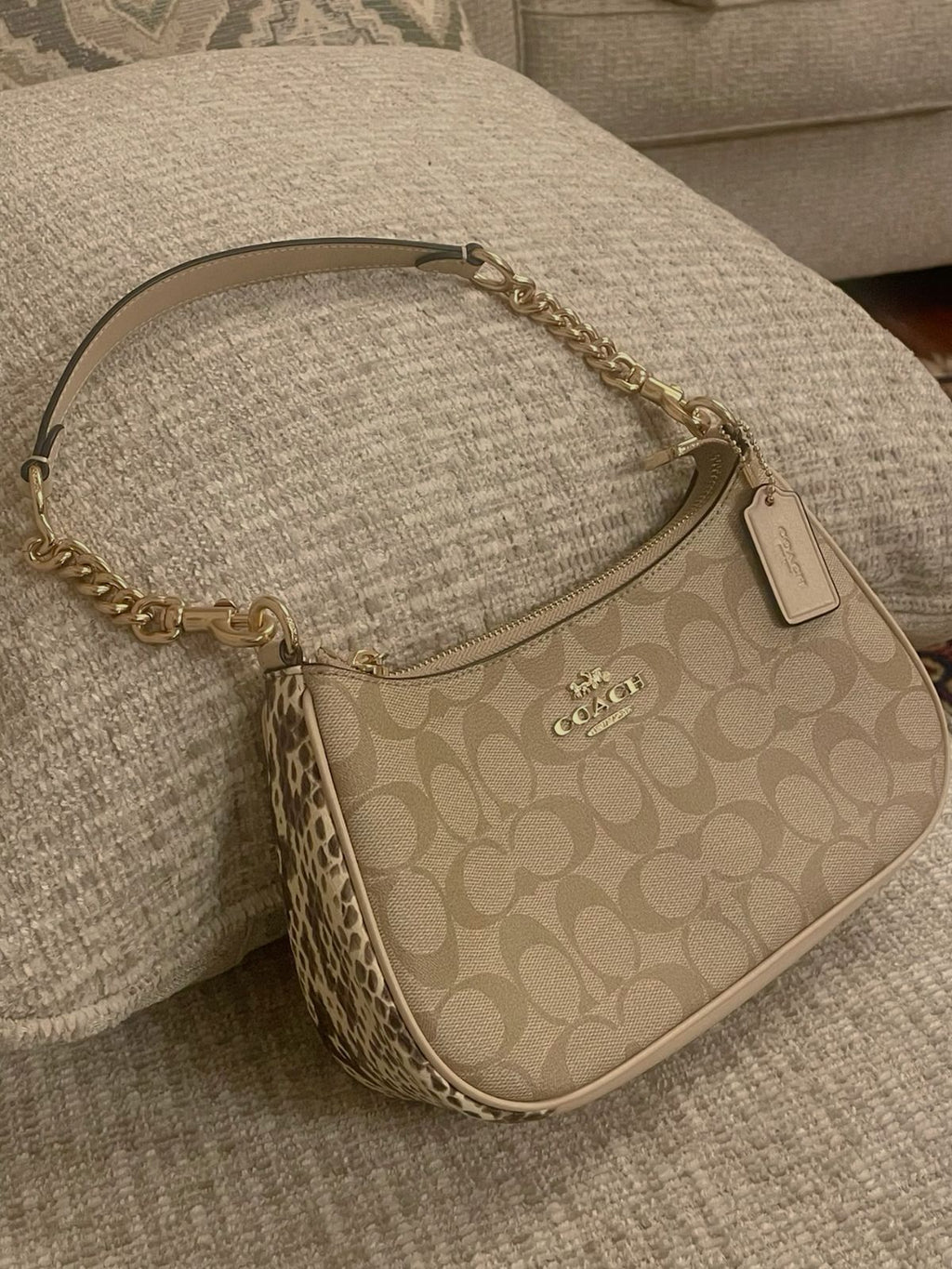 Classic Monogram Shoulder Bag – Luxury Everyday Style
